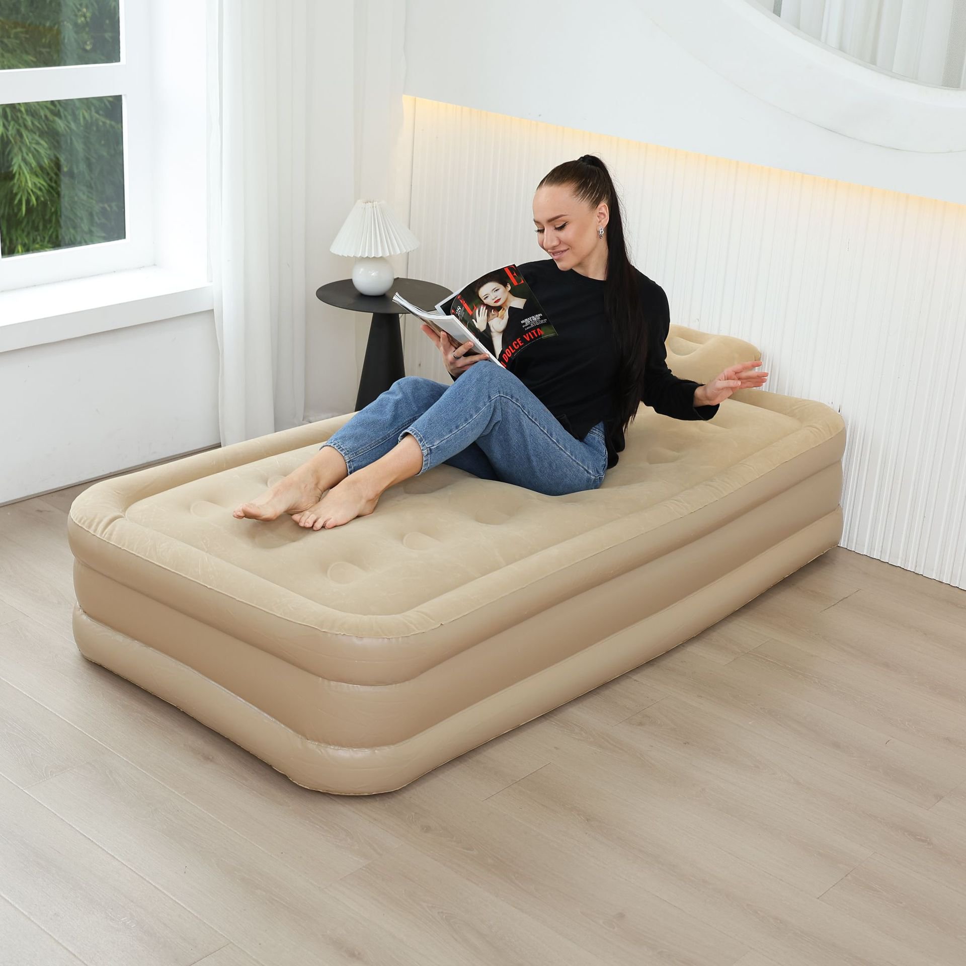 Starkes familienbett und ferienlager im freien