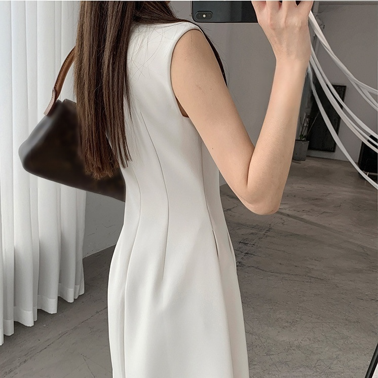 ノースリーブ無地ラウンドネックギャザー飾りデートワンピース