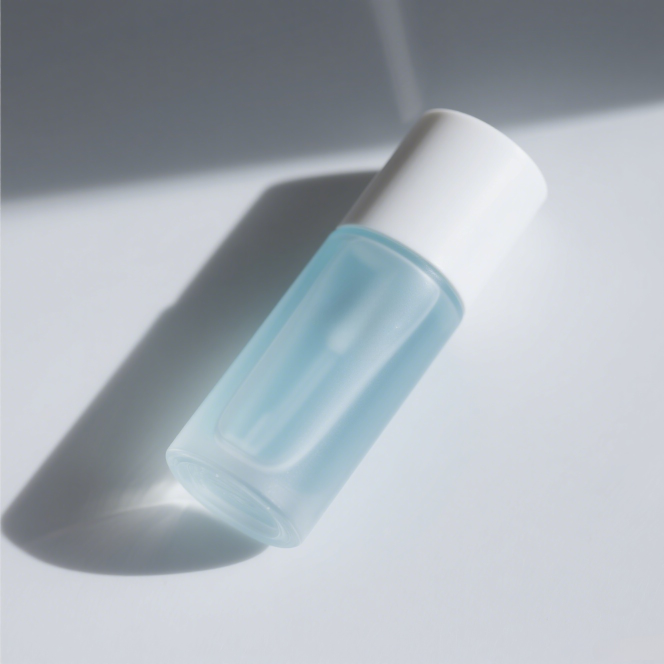 Hydratační, zklidňující a osvěžující esenciální voda