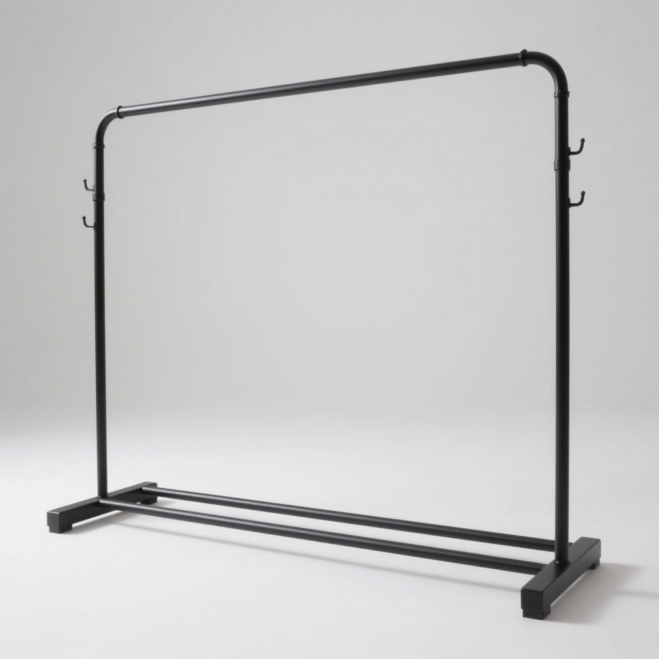 심플한 옷걸이 스탠드