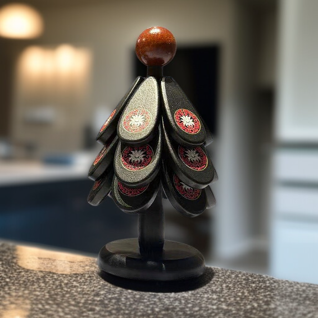 鍋の下に敷いた木の断熱パッド