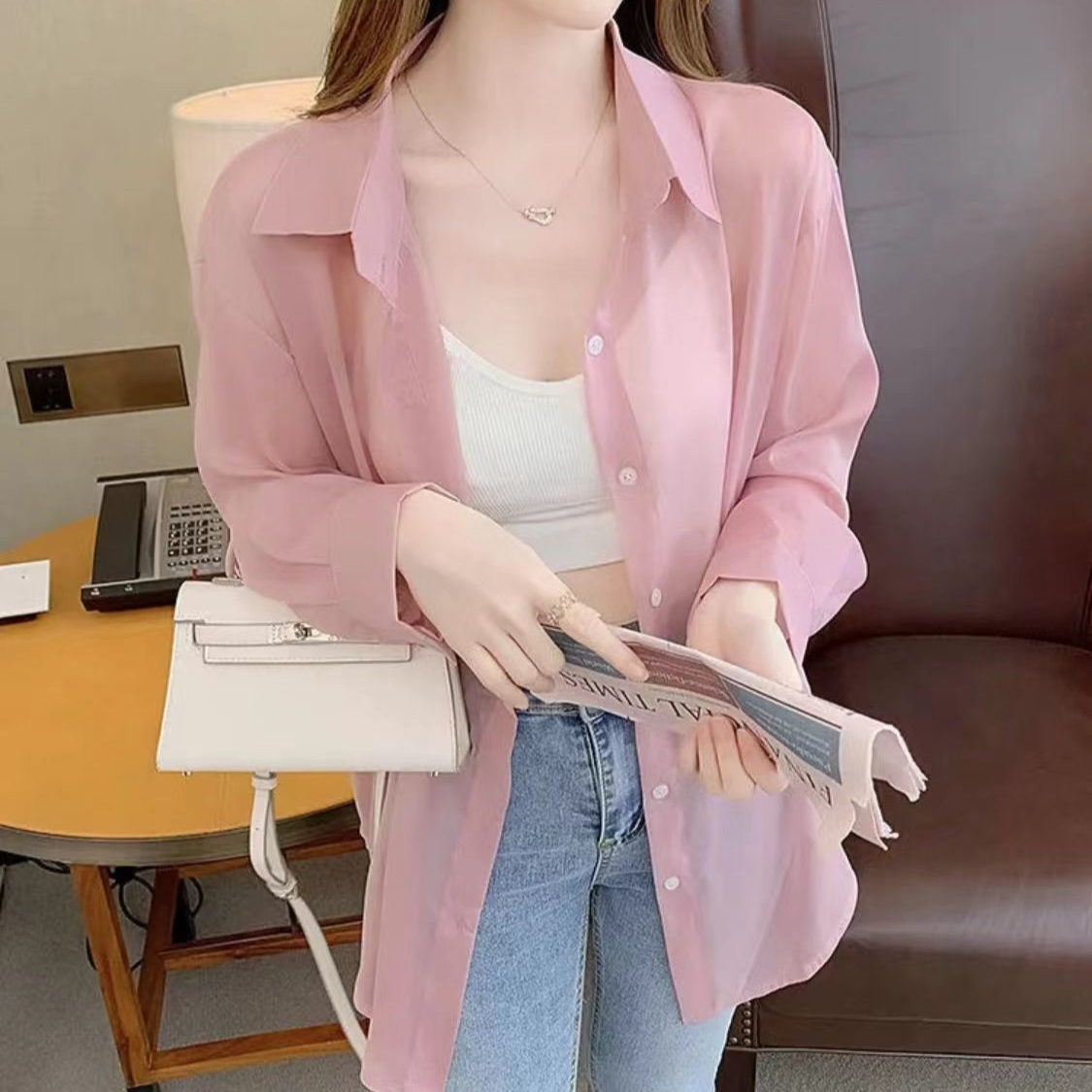 夏の女性の薄い長袖ブラウスカジュアルブラウス日焼け止めシャツ サマーシャツ薄手の日焼け止めカジュアルトップス