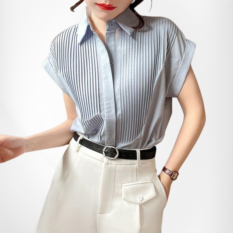 Lockeres Sommer Kurzarmhemd für Damen, weiß mit kleinen Falten