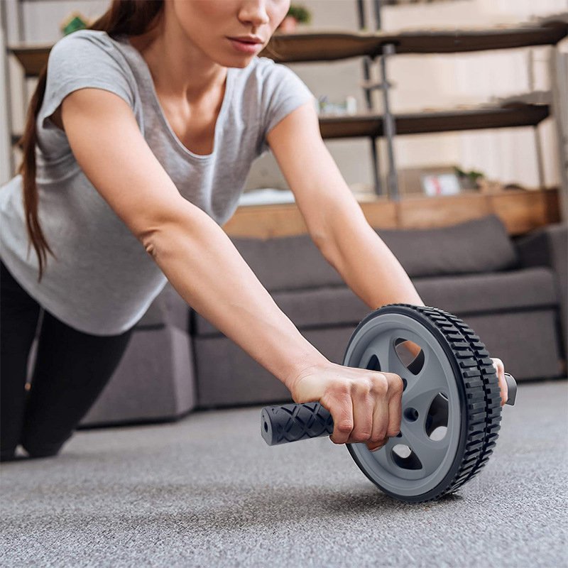 Domácí fitness Tiché břišní kolo