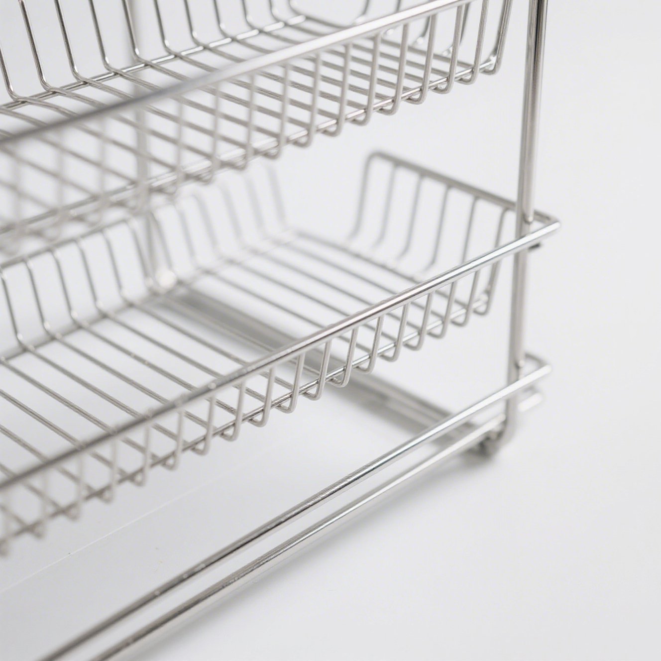 Stolní odtokový stojan na příbory