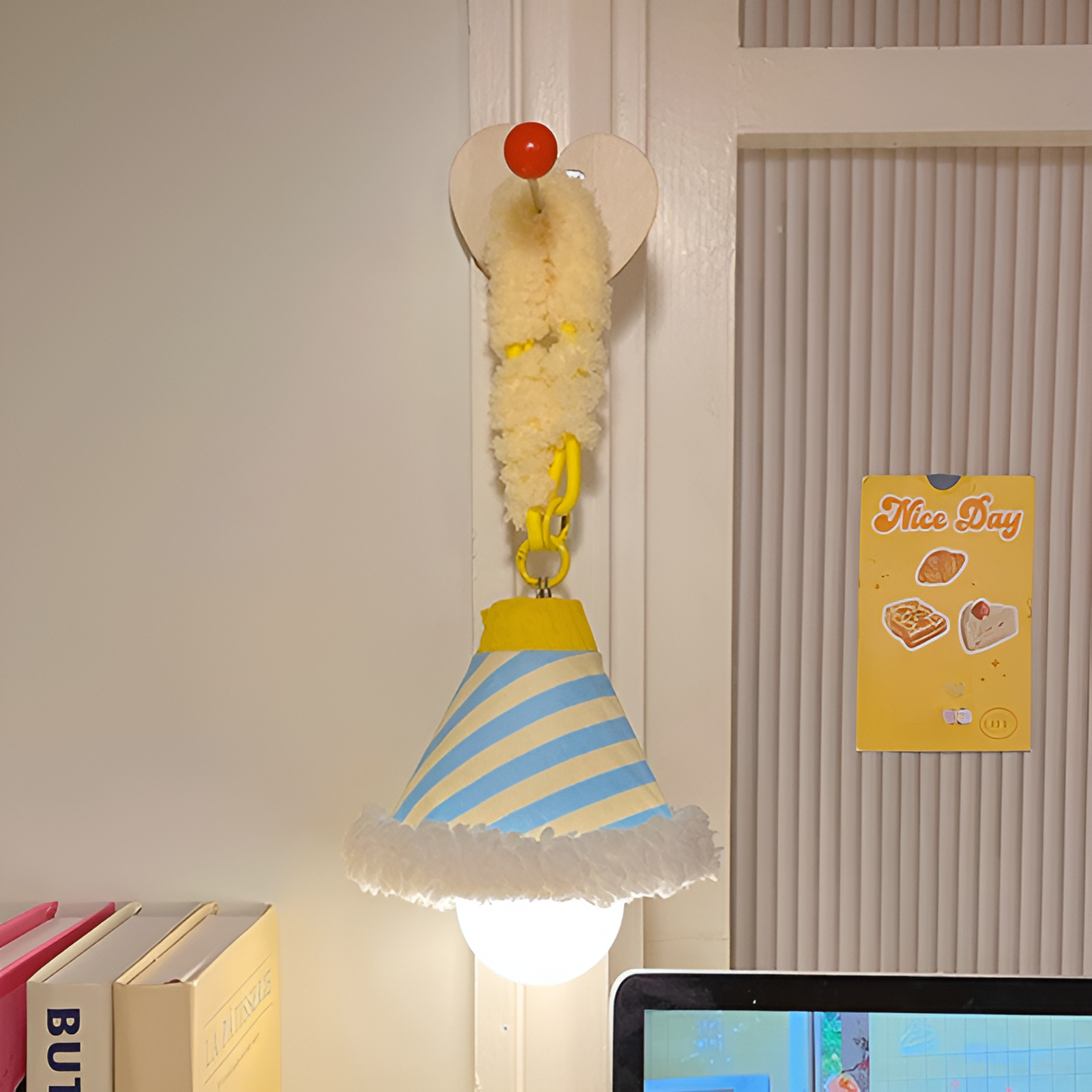 吊り下げ壁ランプナイトライト寝室睡眠ランプ睡眠かわいい部屋の装飾夜の寝室のベッドサイドランプ吊り下げ雰囲気シャンデリア