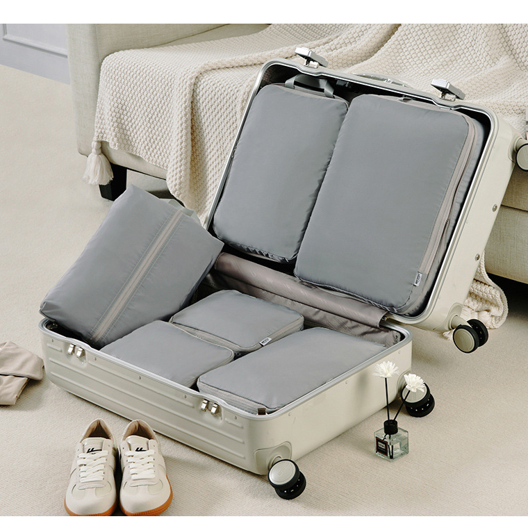 エスプレッソ・トラベル・オーガナイザー・セット ランジェリーポケット 圧縮衣類袋 出張時の必需品収納バッグ