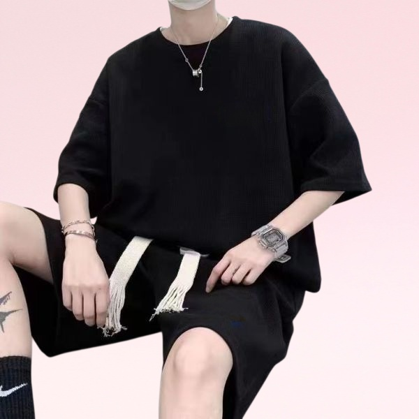 メンズカジュアルスーツ夏ユーストレンド半袖韓国風ルーズショートパンツスポーツハンサムツーピーススーツ