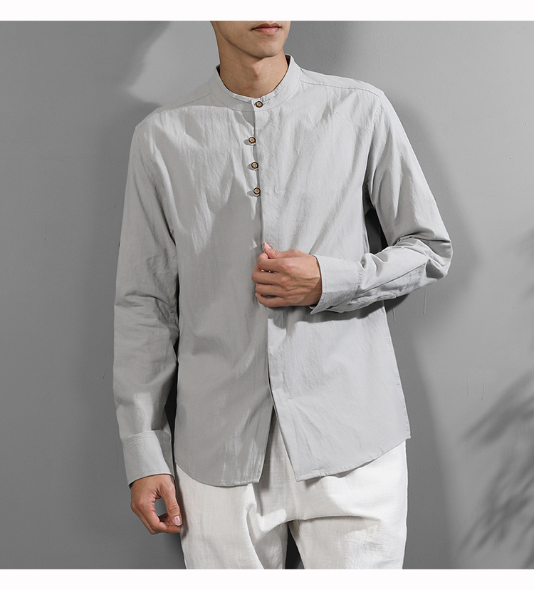 캐주얼 남성 린넨 셔츠 착용 예시