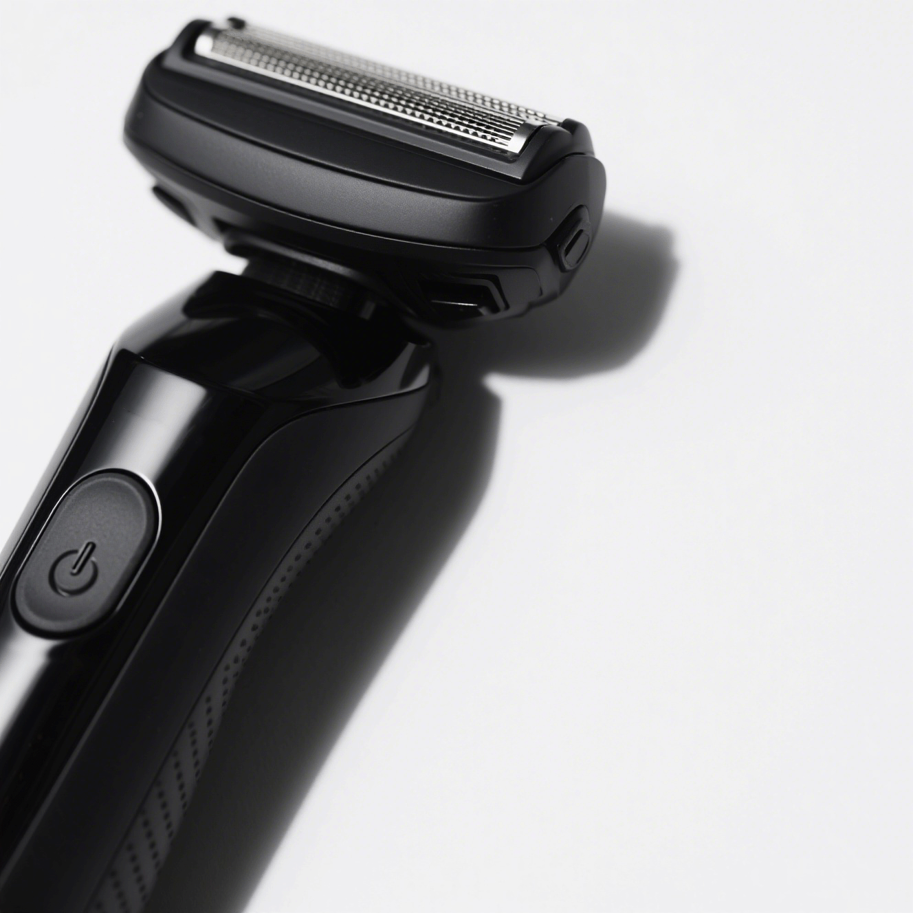 Nagy hatékonyságú elektromos borotva közelről