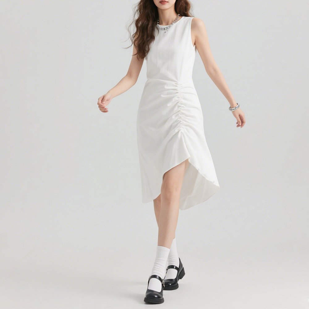 화이트 언밸런스 원피스