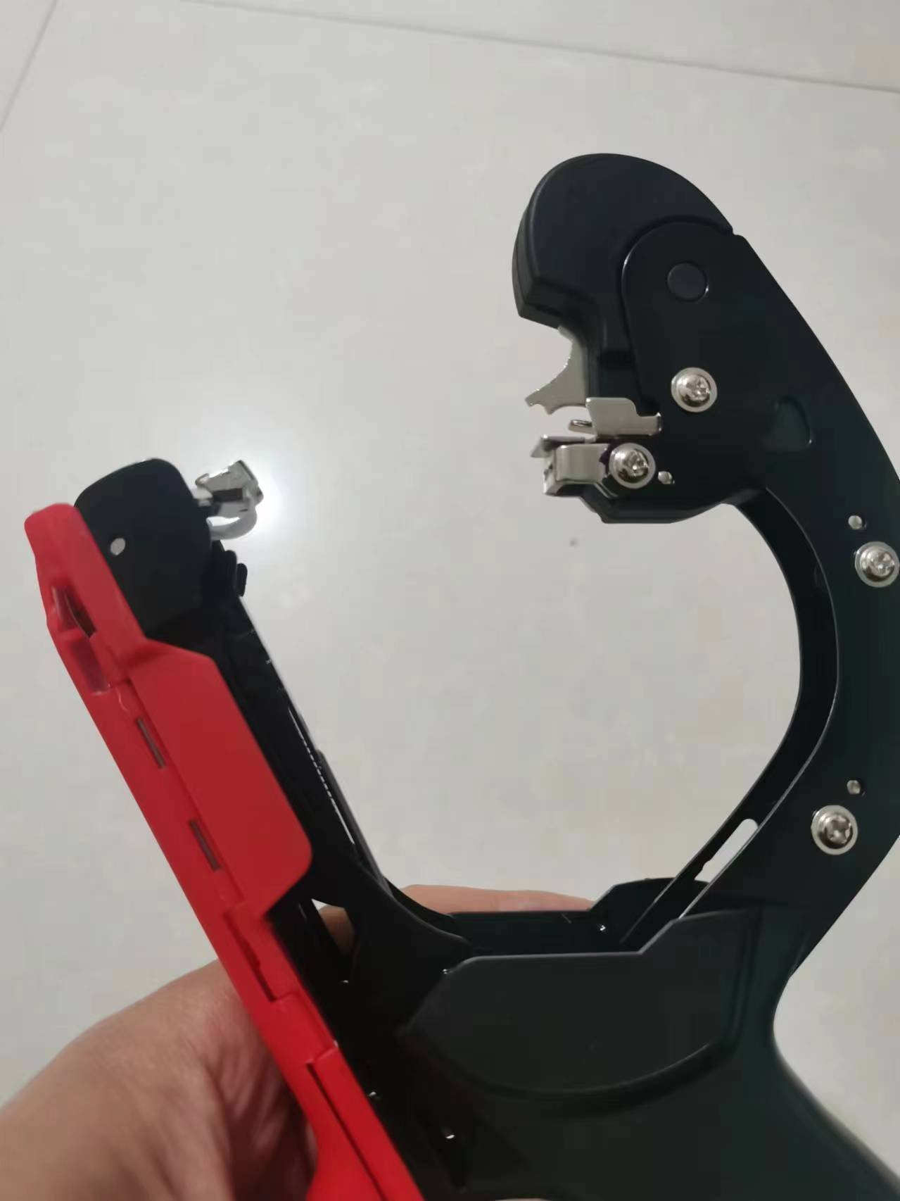 作業効率を高める便利なタイイングマシンのパーツ詳細