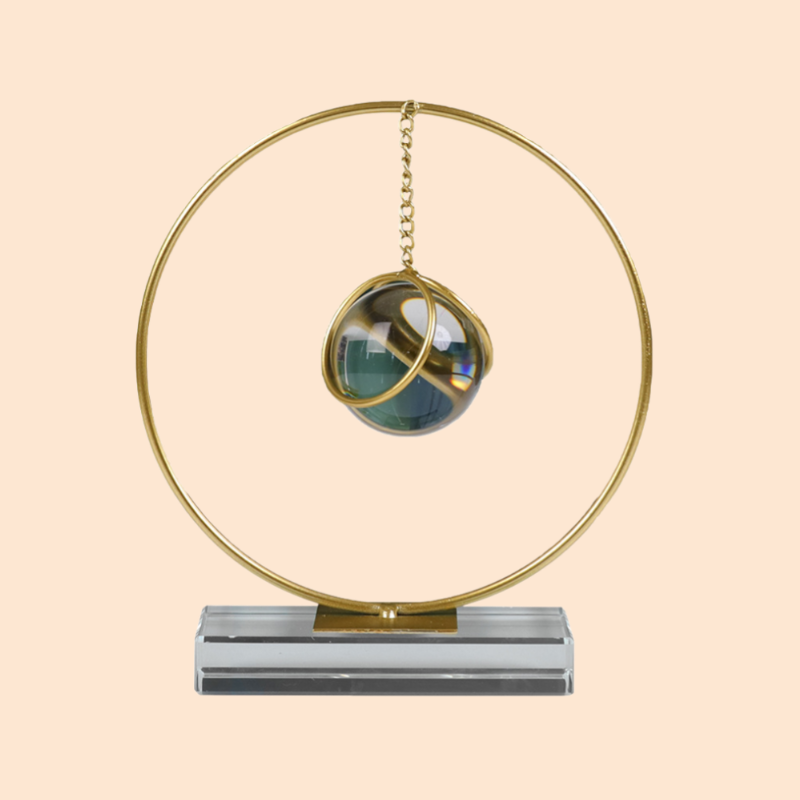 ゴールドライトの高級装飾品