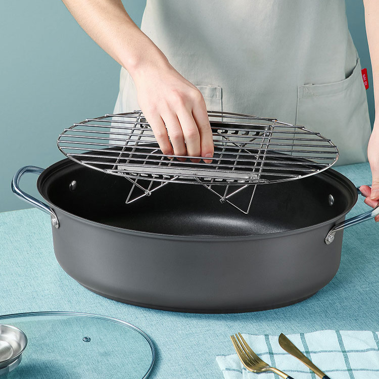 Multifunkční napařovací hrnec na ryby