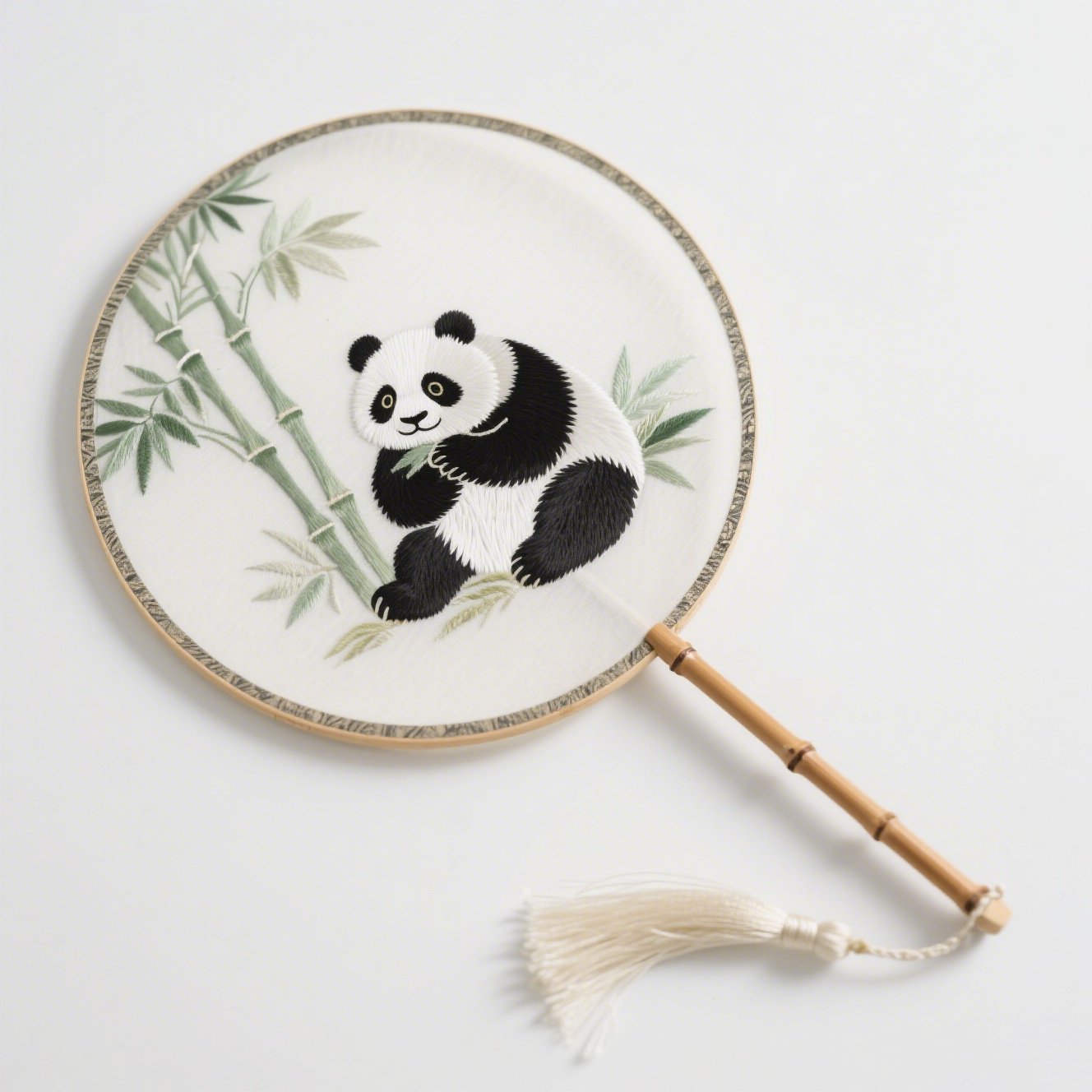 Vyšívaný vějíř - balení 4 kusů