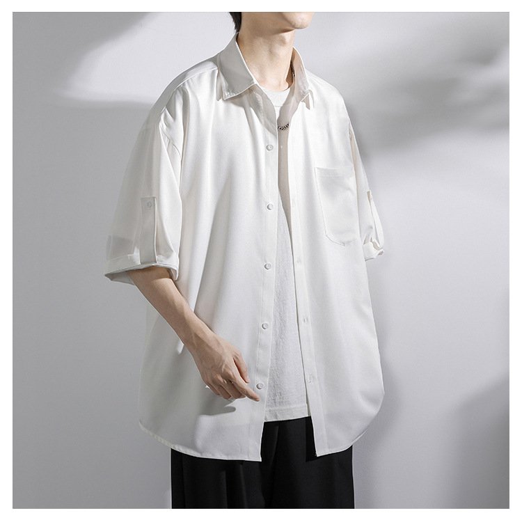 夏のアウトドアにぴったりな軽やかシャツ