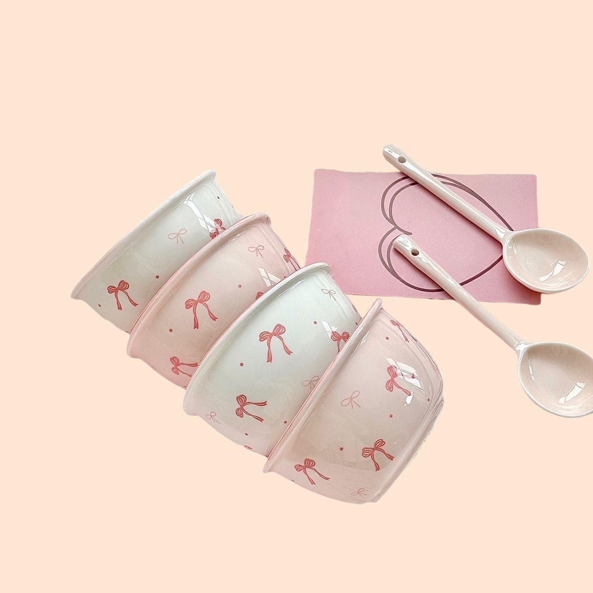 蝶結びの陶器製ライスボウル