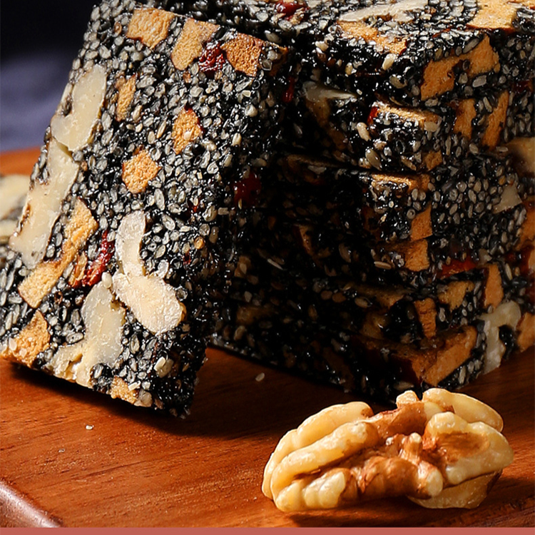 검은 깨 호두 구기자 대추떡