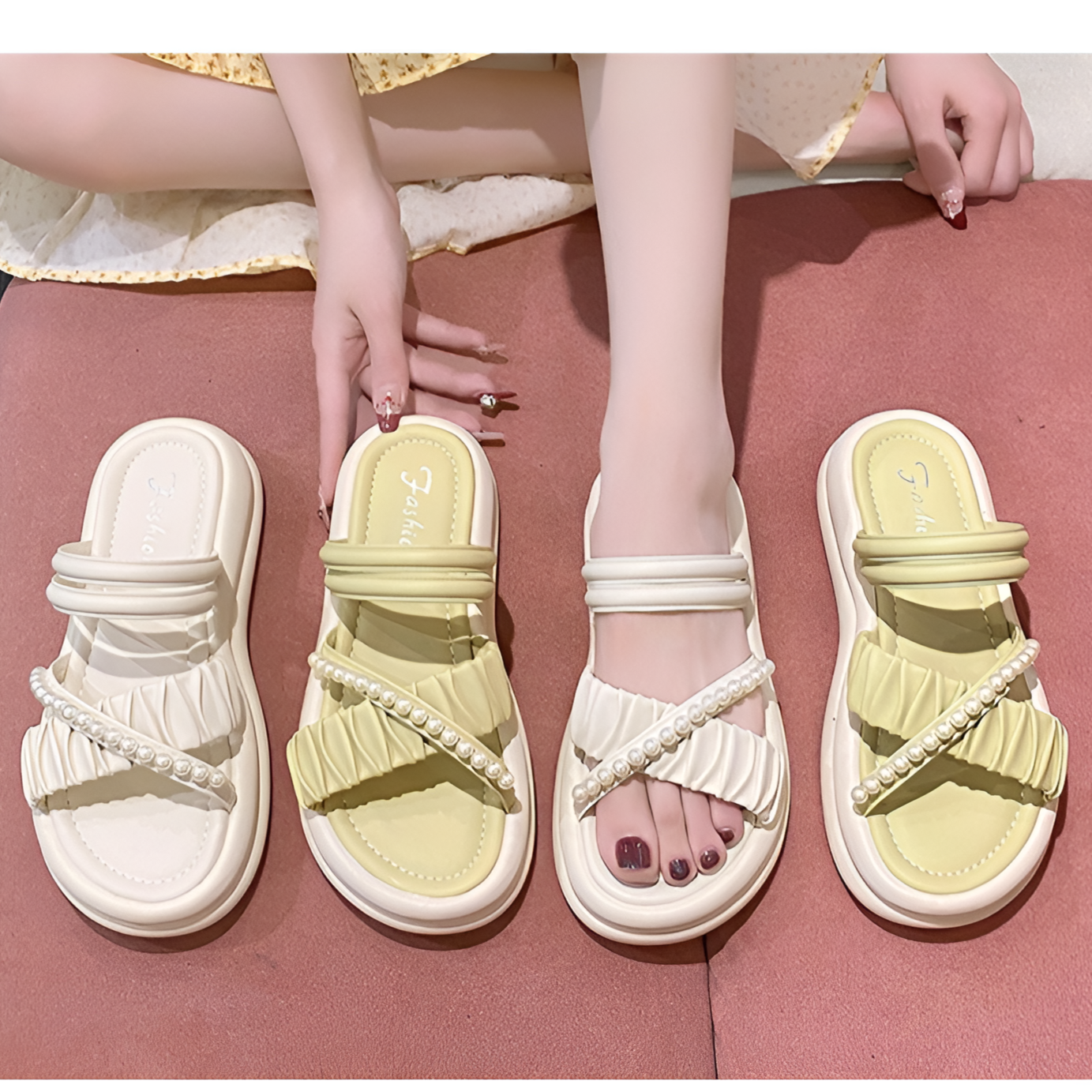 女性向けファッションサンダルのコーディネート例