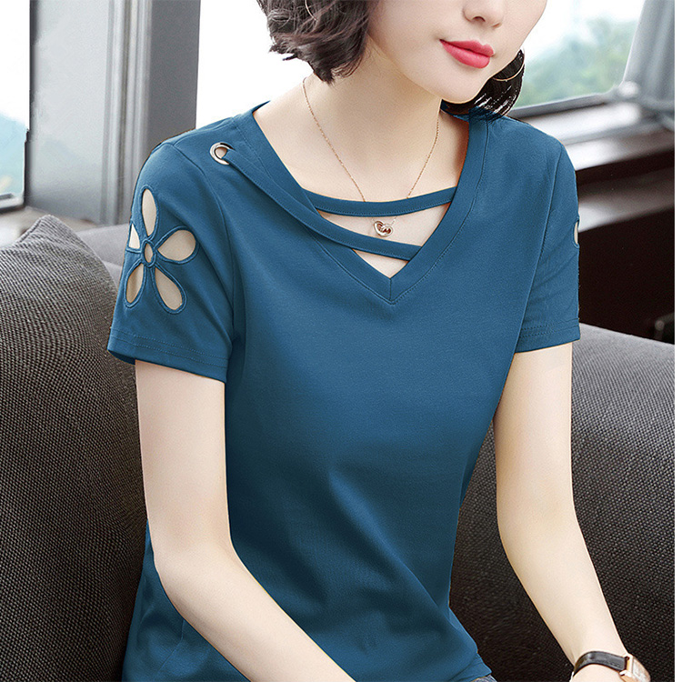 【Vネックブラウス】2枚4280 遊び心のあるデザイン 大人っぽい抜け感を演出 痩せ見え美シルエット