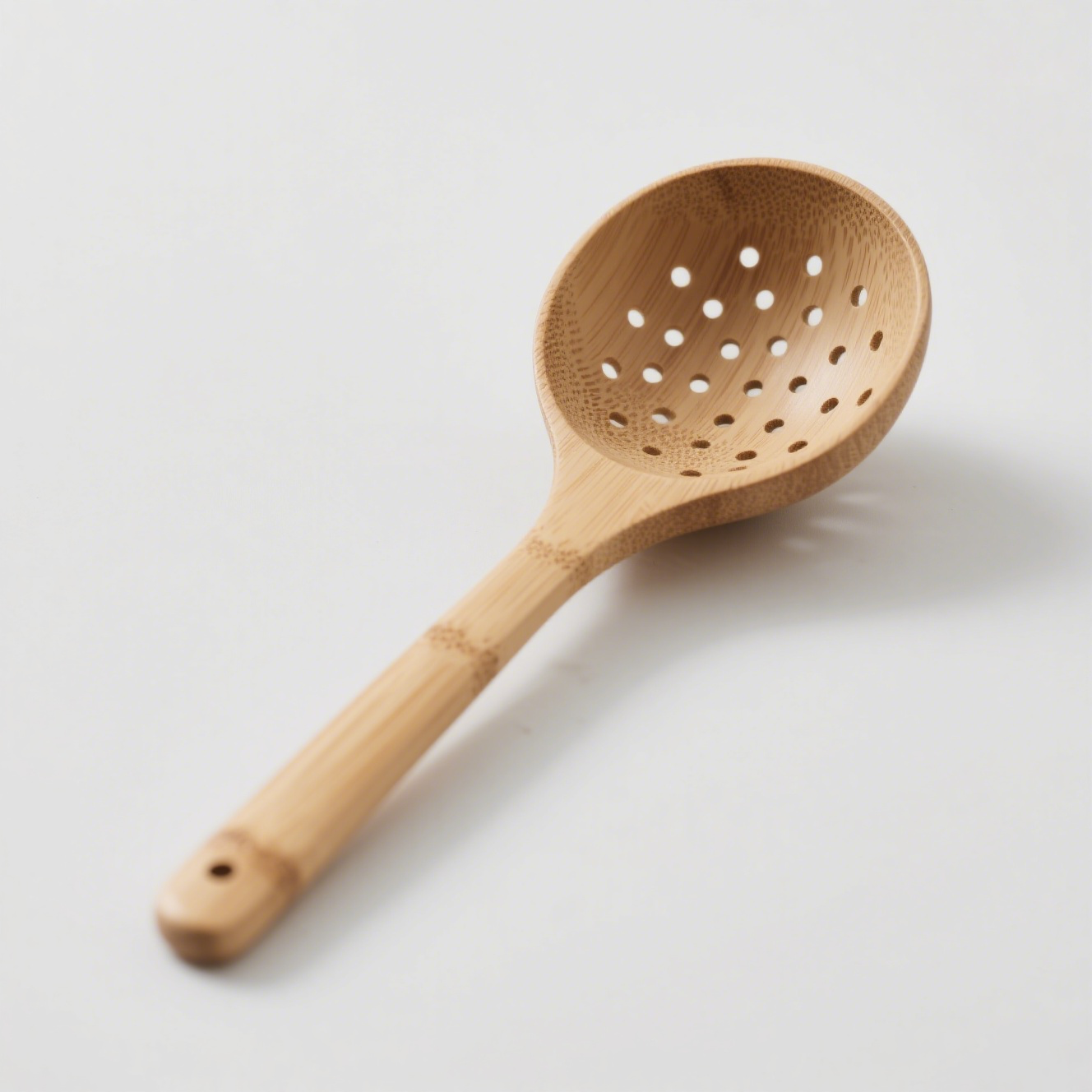 Ökologisches Küchensieb aus Holz