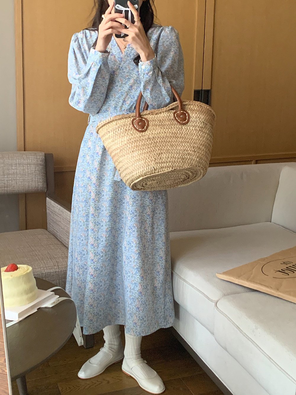 여성 플라워 패턴 롱 원피스 전신 착용컷