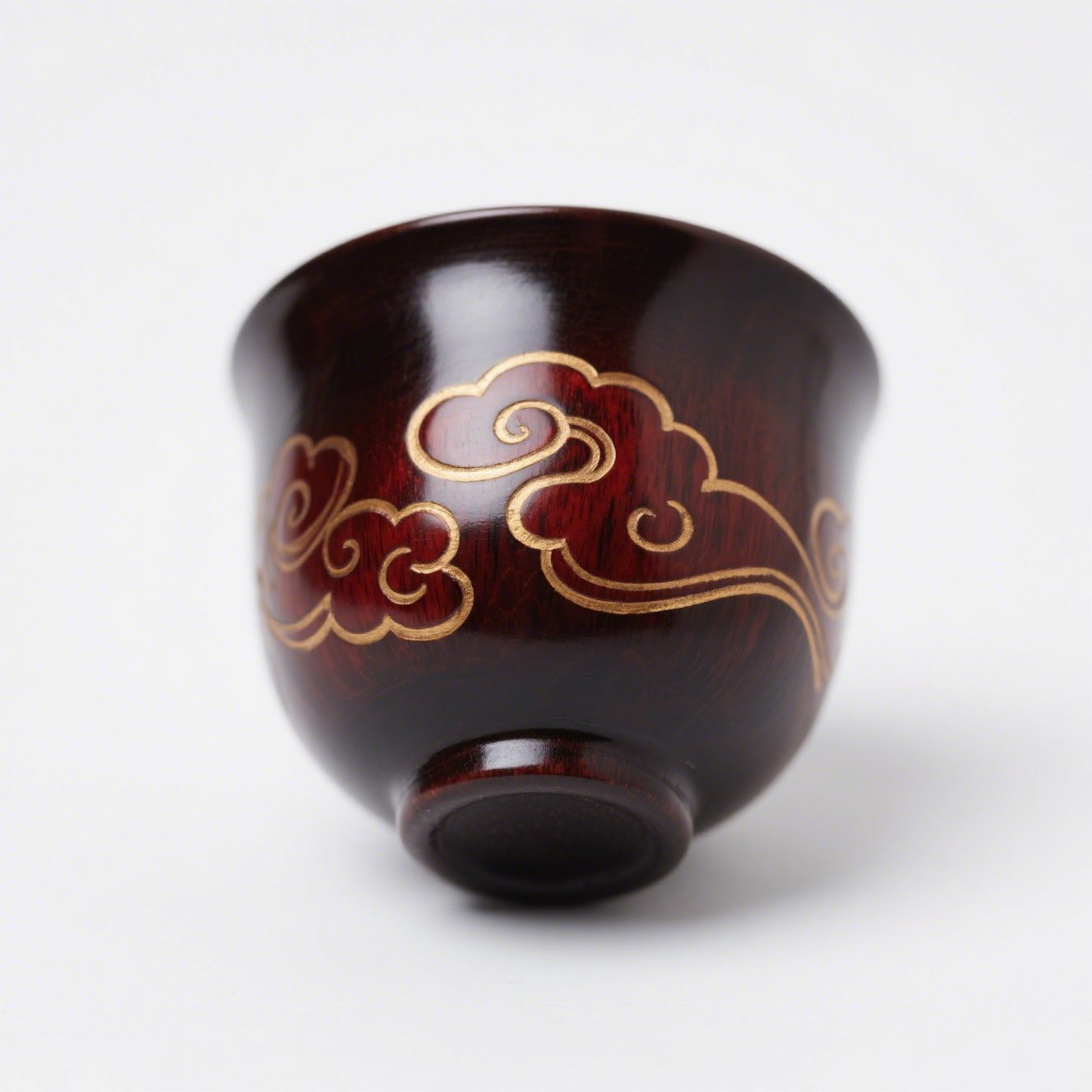 Sada 6 lakovaných šálků – tradiční řemeslné umění