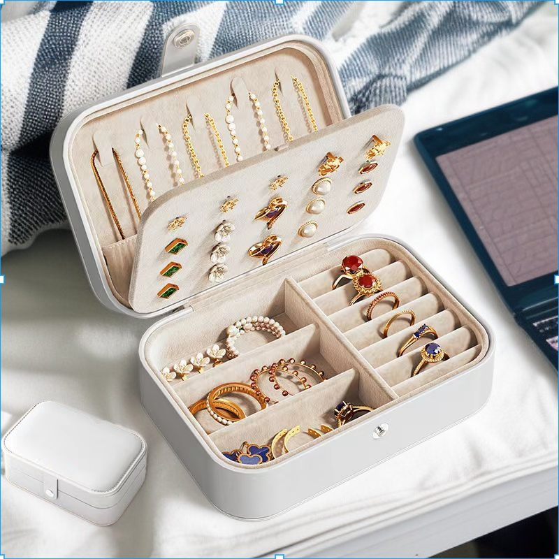 ジュエリーボックス レトロジュエリー収納ボックス 高級 絶妙 ネックレス イヤリング リング 小型 ポータブル ジュエリー 旅行