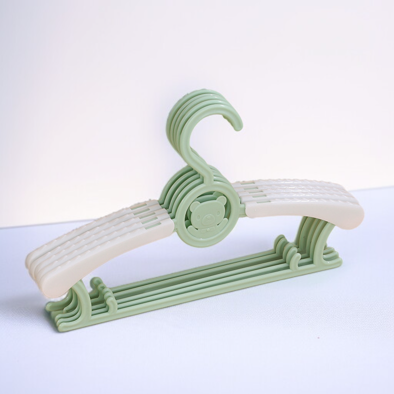 伸縮式子供用ハンガー