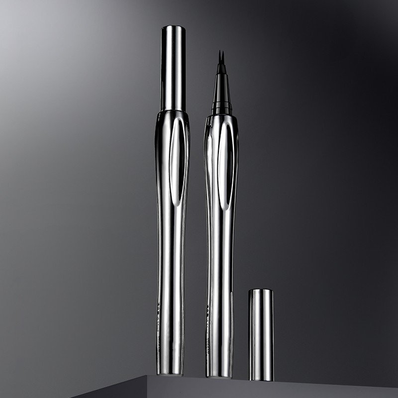 Voděodolná dlouhotrvající tužka na obočí