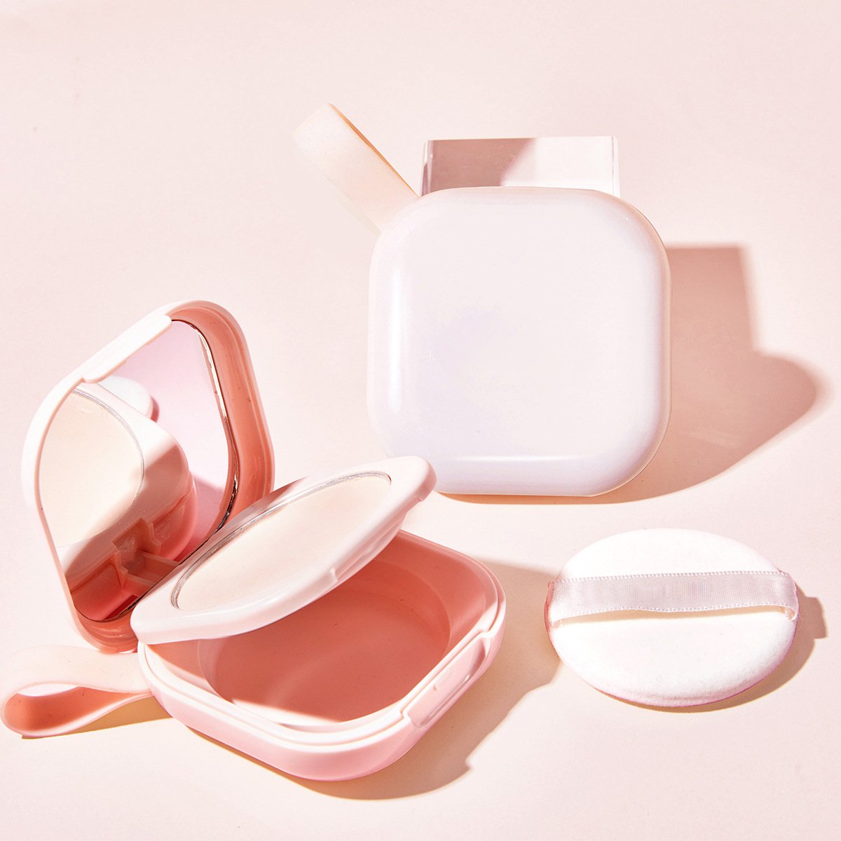 Luxusní fixační pudr s lehkou mlhou