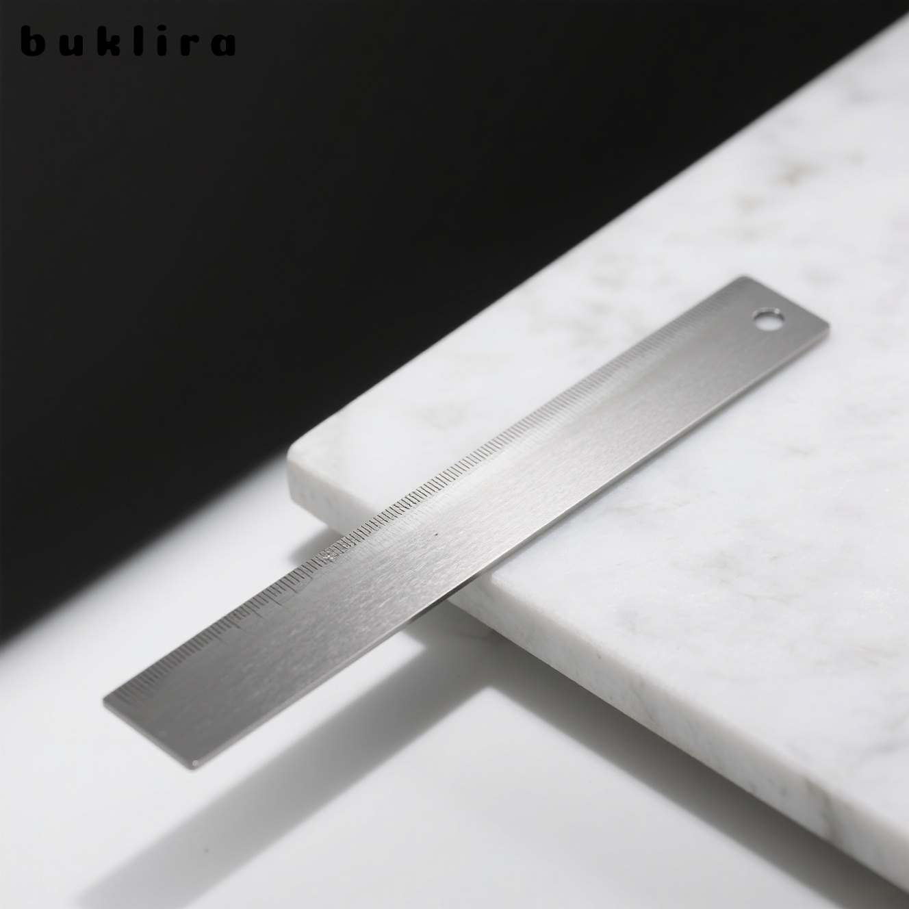 ไม้บรรทัดเหล็ก