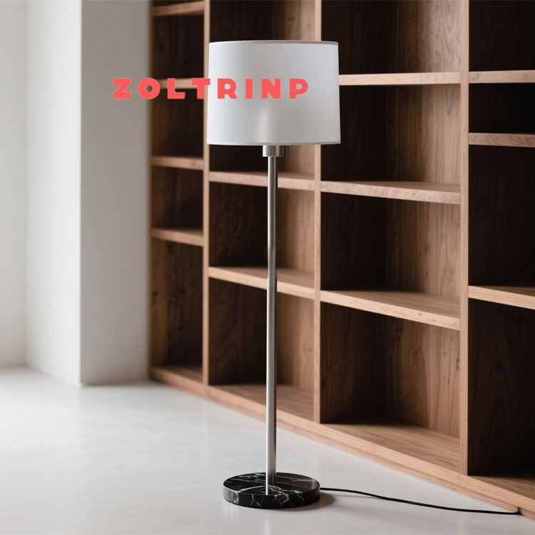 Stehlampe mit elegantem Design für das Wohnzimmer