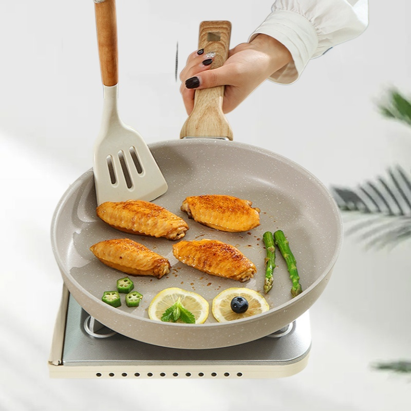 フライパン 麦飯石ステーキフライパン 多機能家庭用パンケーキフライパン ノンスティックパン 滑らか ユニバーサル 軽量 お手入れ簡単 丈夫 耐摩耗性