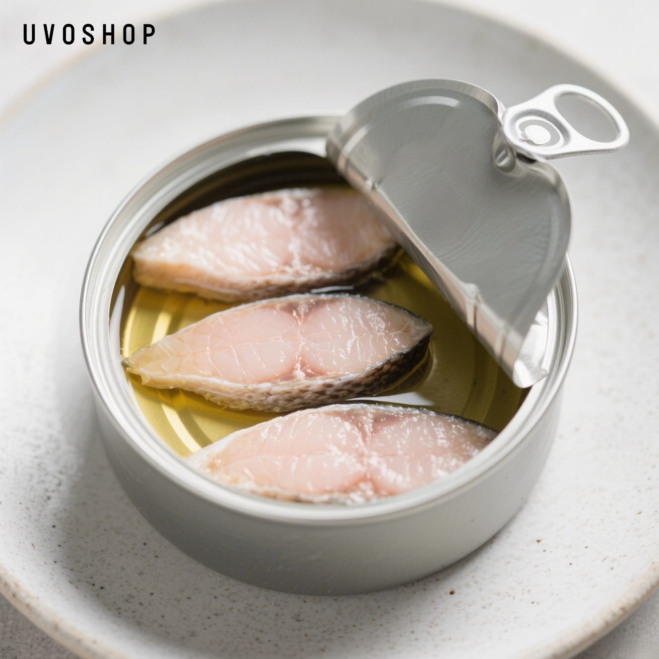 Lata de pescado caldo hidratación suplementación nutrición 12 latas