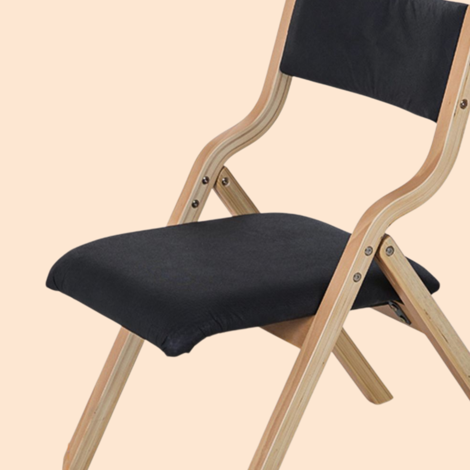 無垢材の折りたたみ椅子