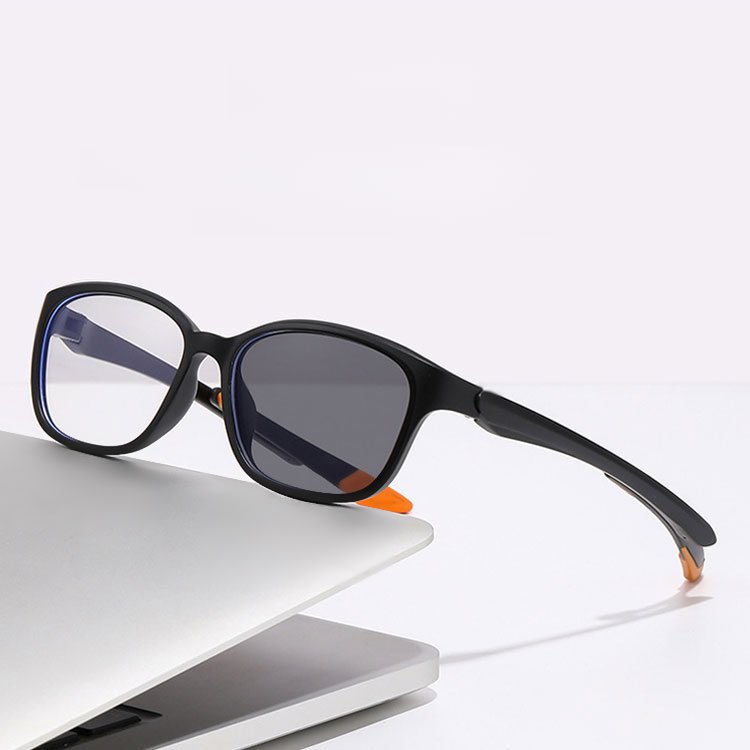 Anti-blue light auto-focus progressive multi-focal near and far reading glasses