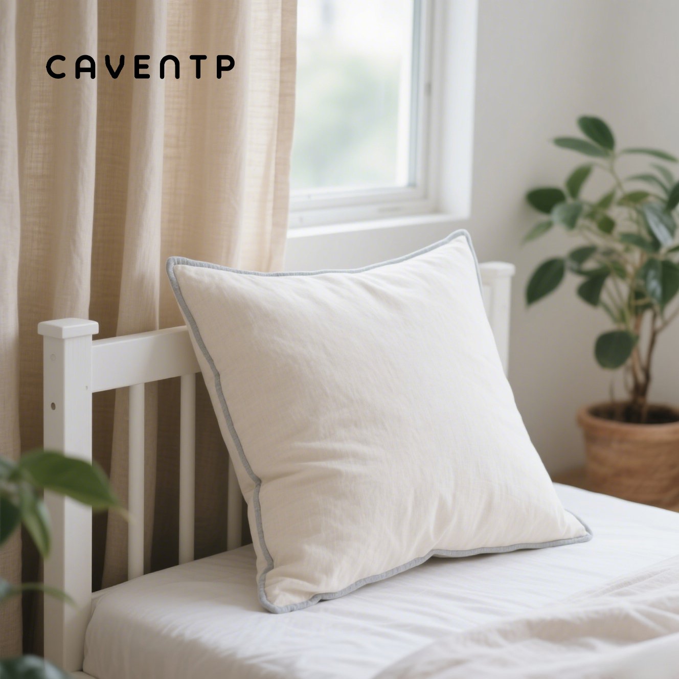 Detailaufnahme des Baumwoll- und Seidenbezugs vom Kissen