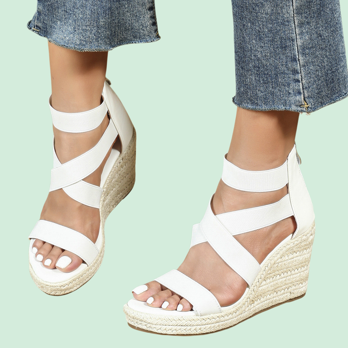 صنادل صيفية أوروبية وأمريكية بكعب إسفيني وإبزيم