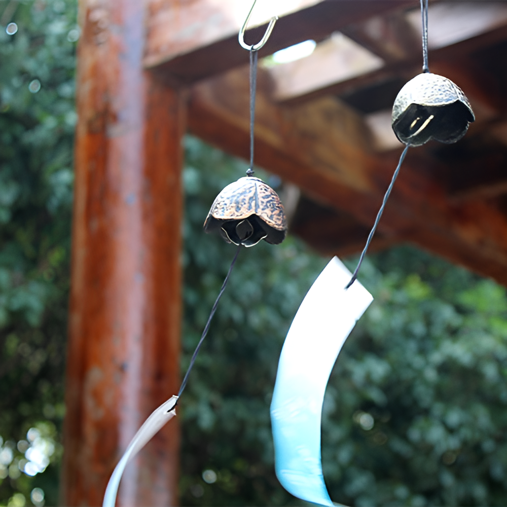 風鈴 金属 鉄器 ふうりん 手作り 伝統工芸品 日本の夏の風物詩 風鈴 おしゃれ ウィンドチャイム いい音 鐘 贈り物 プレゼント 釣鐘