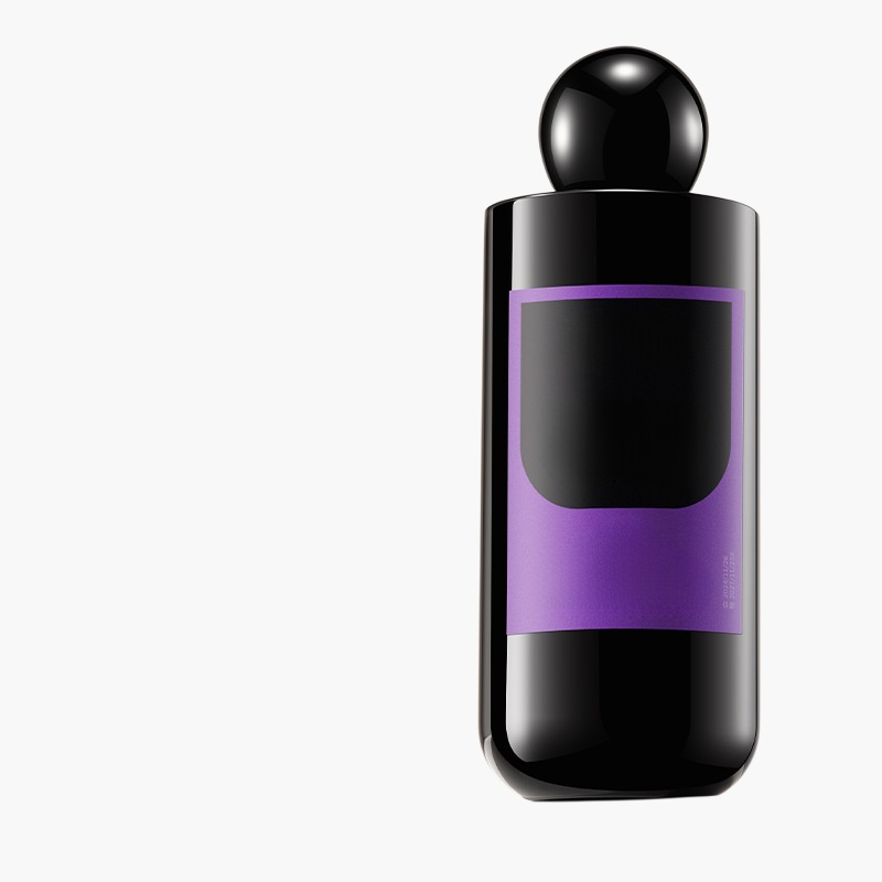 Ebony agarwood shower gel