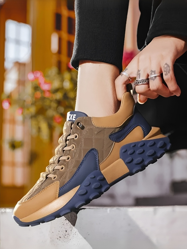 Noorstep    أحذية كاجوال من قماش مخملي