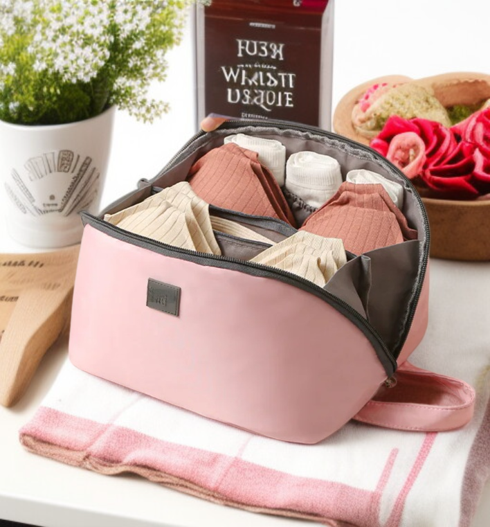 多機能大容量出張用収納バッグの全体画像