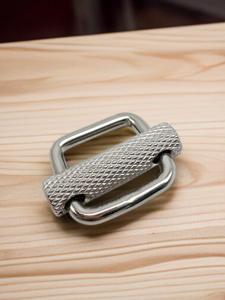 ステンレススチール製ローレットベルトバックル 調整できないスライド式デイバックル ウェビング・ローレット・ベルト・アクセサリー ステンレススチールベルトバックル