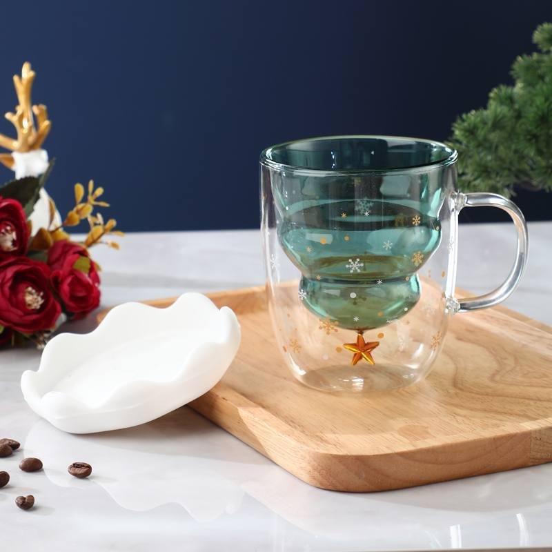 Doppelwandiges Glas mit rotem Henkel, Weihnachtsbecher 2025