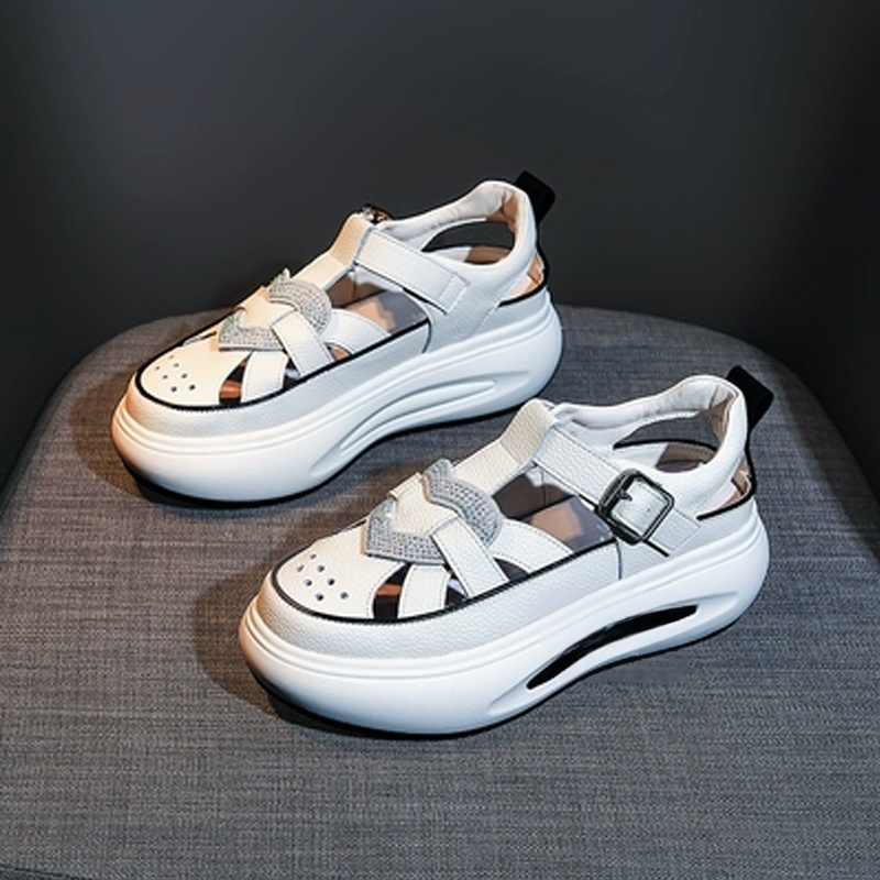 包頭鏤空厚底凉鞋