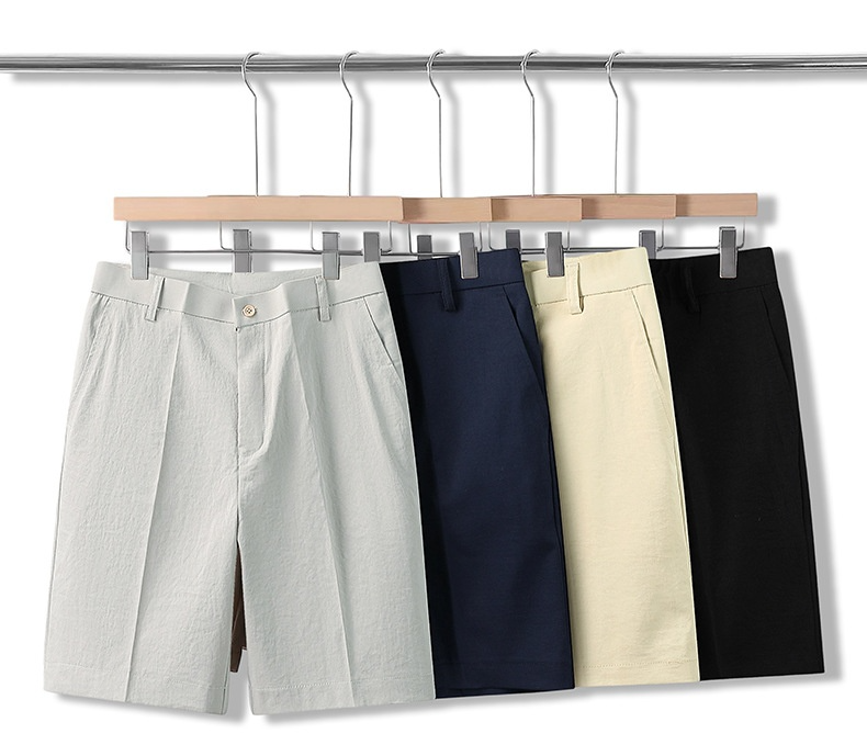 ビジネスシーンにも合う快適薄手ショートパンツ