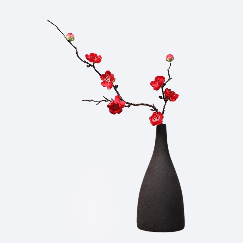 シミュレーションされた梅の枝をモチーフにしたリビングルームの花瓶置物