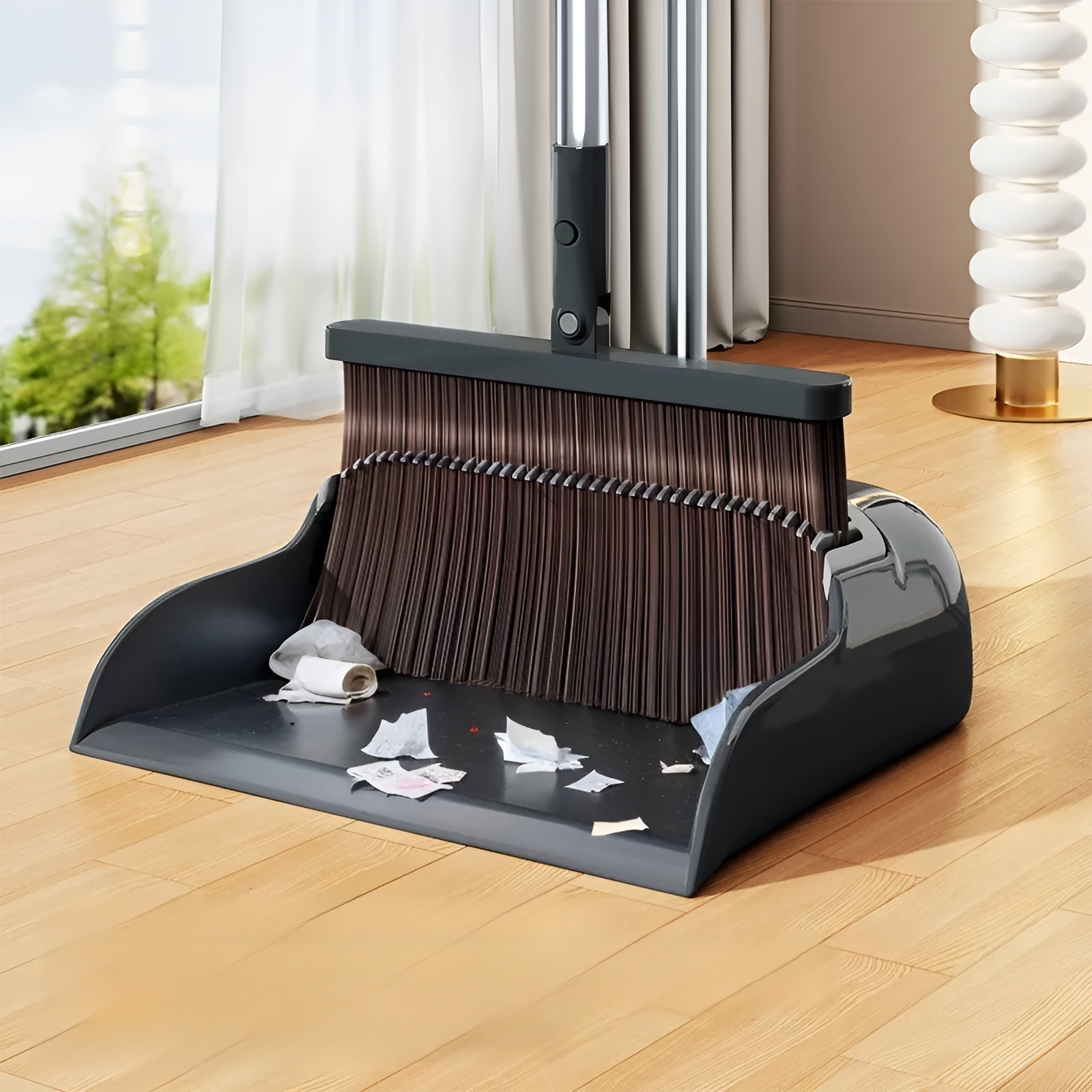 ほうきとちりとりの耐久性テスト画像