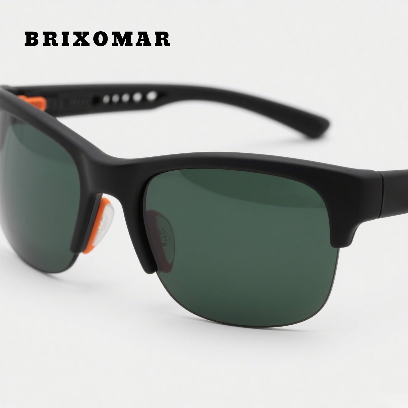 แว่นตาสำหรับเล่นกีฬา ป้องกันรังสี UV